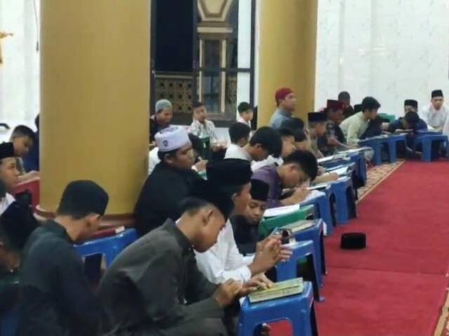 Kajian Rutin Malam Sabtu